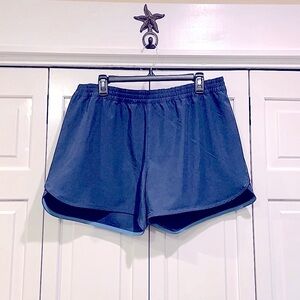 NWT Blue Shorts Women’s Size Large World Wide Sports